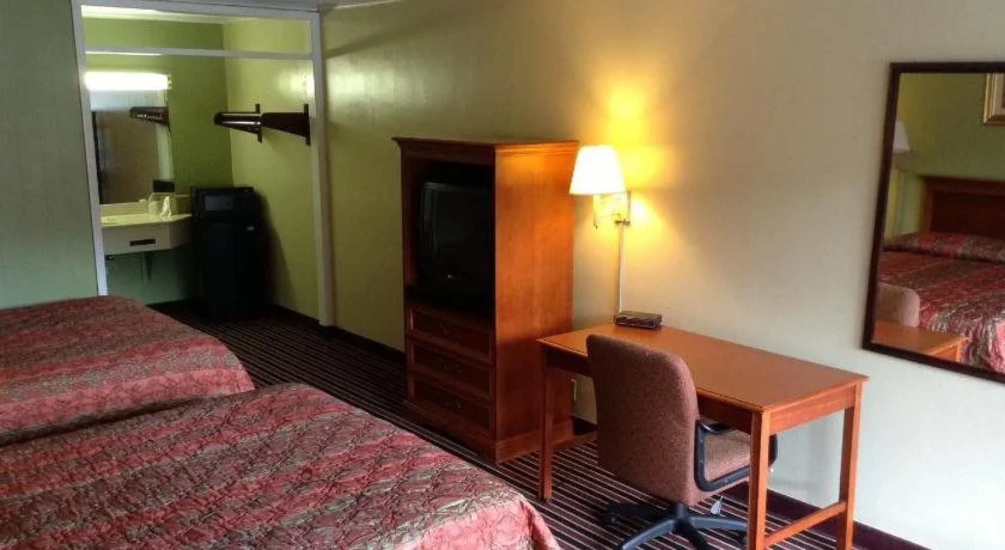 Bulldog Inn Athens