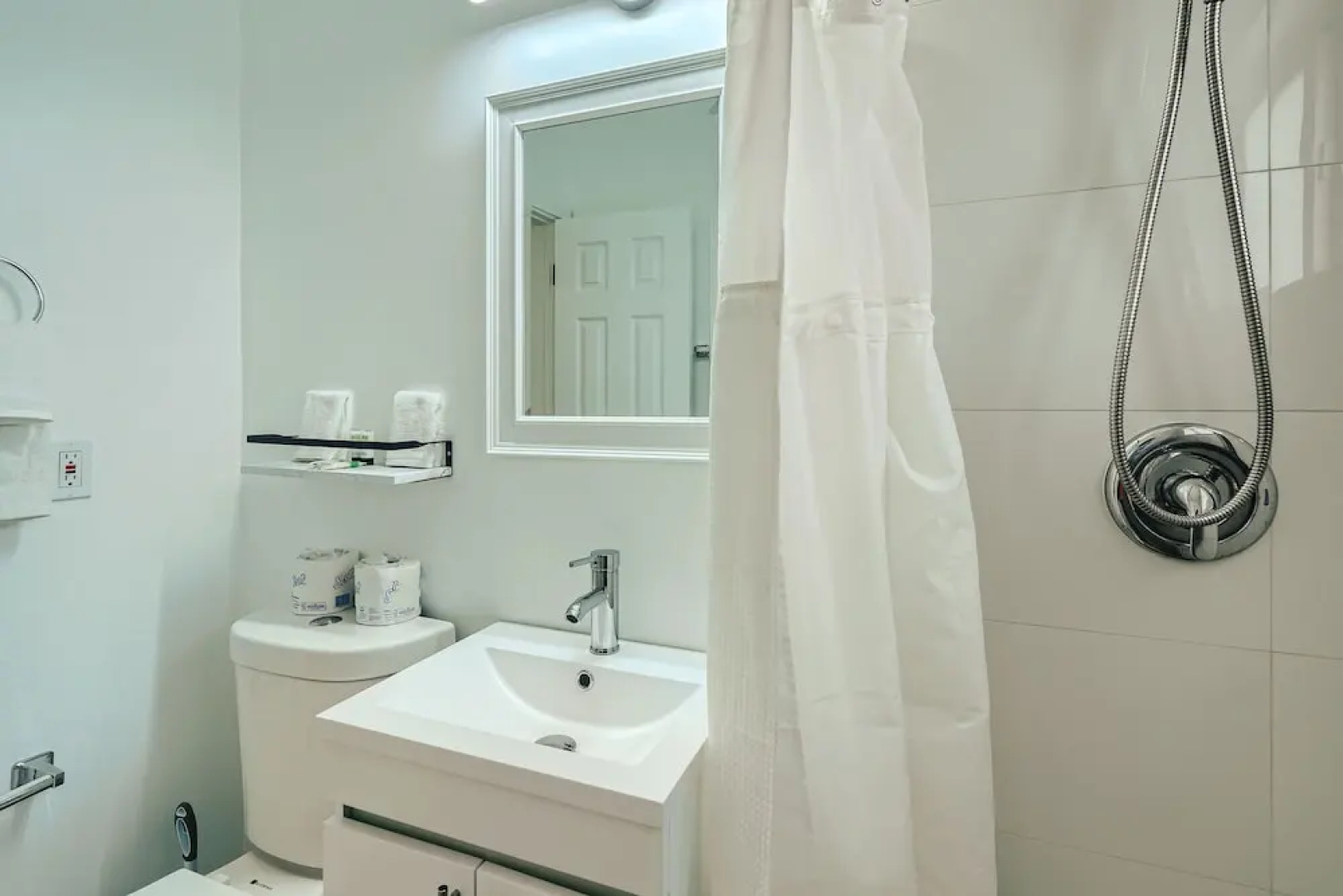 Singer Island Inn