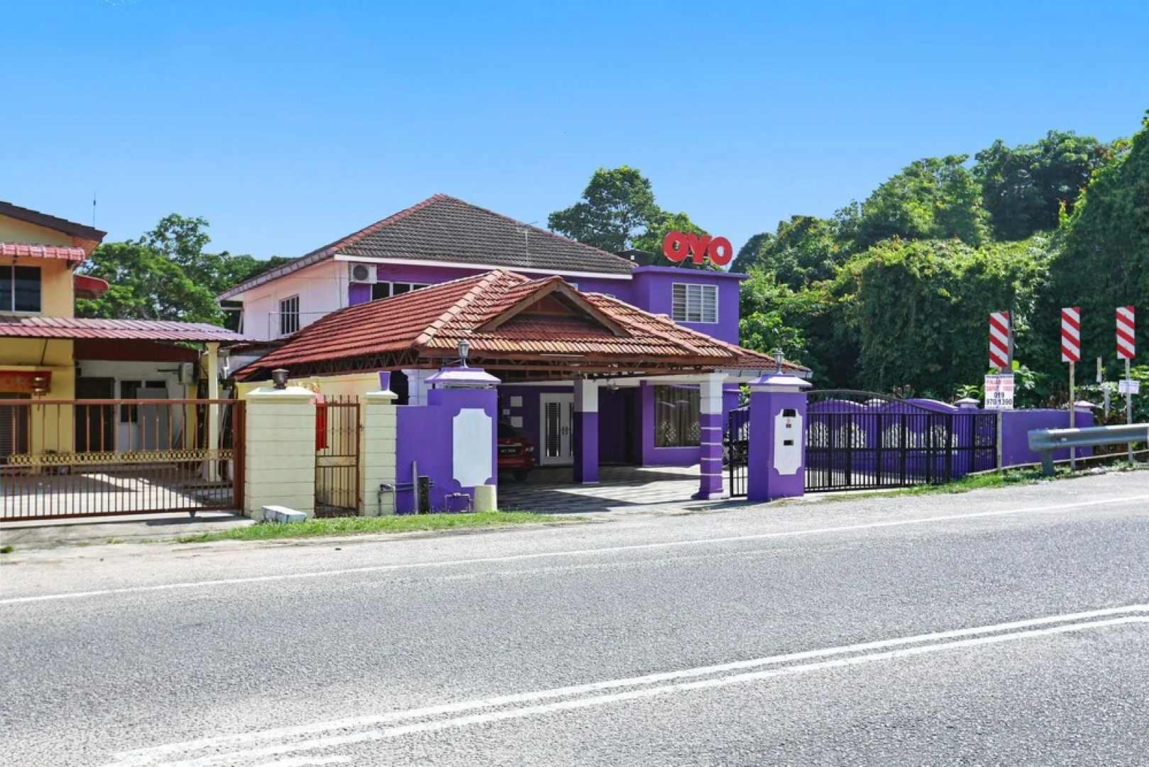 OYO 90873 Travellers Inn