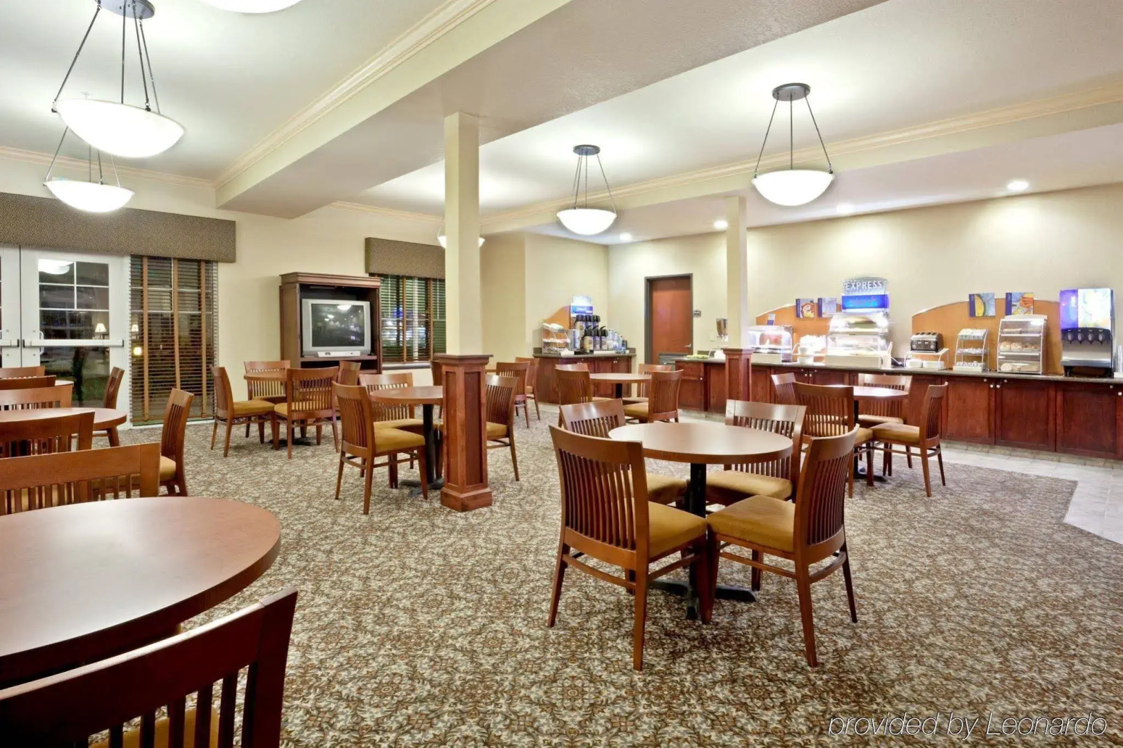 Holiday Inn Express Hotel & Suites Seaside-Convention Center by IHG