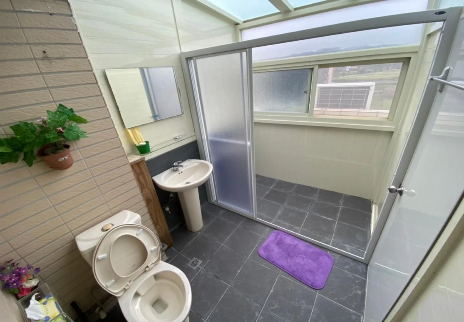 Sunny Bed and Breakfast