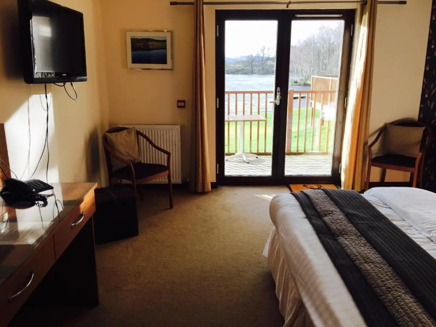 The Lodge on the Loch