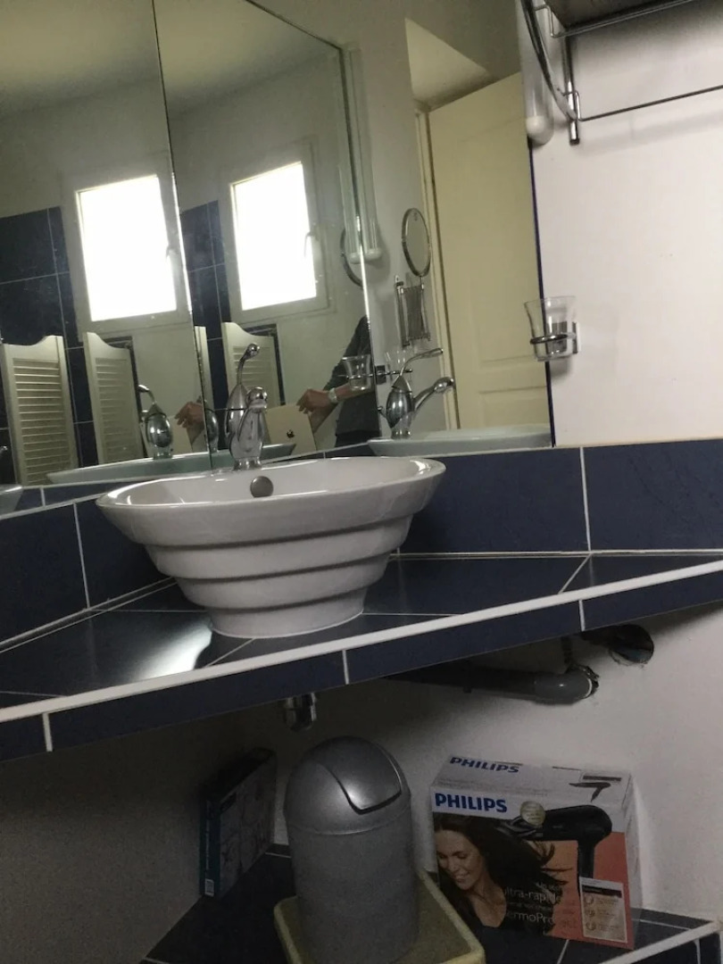 House With 2 Bedrooms in Roquemaure, With Pool Access and Wifi - 80 km