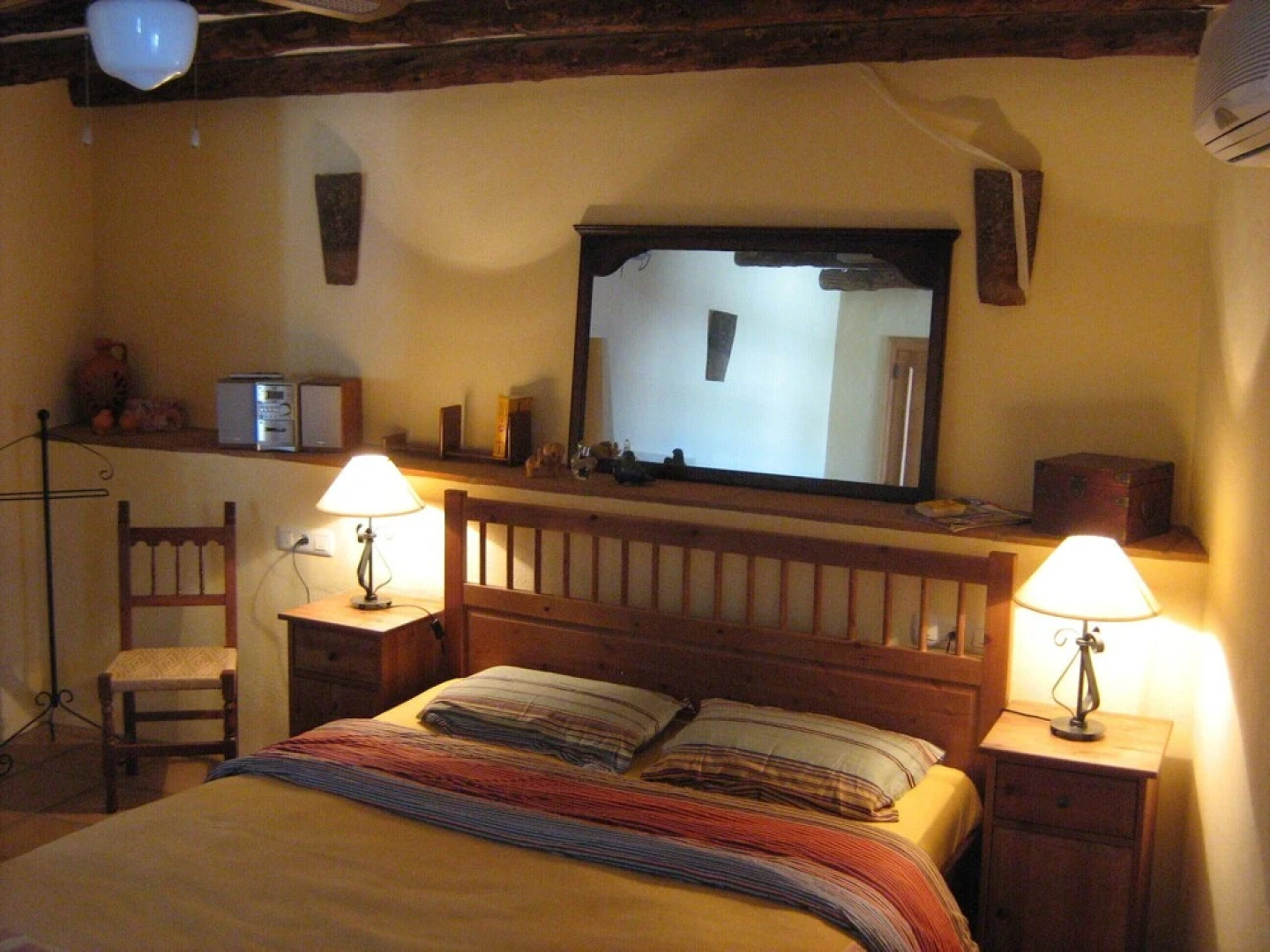 Enchanting 2-bed Village House in Montejaque. Wifi