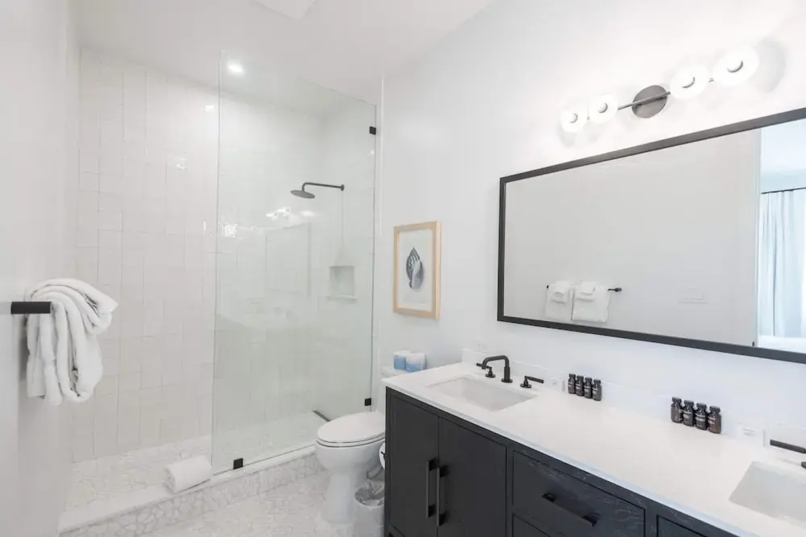 Brand New Catchlight House With Private Pool