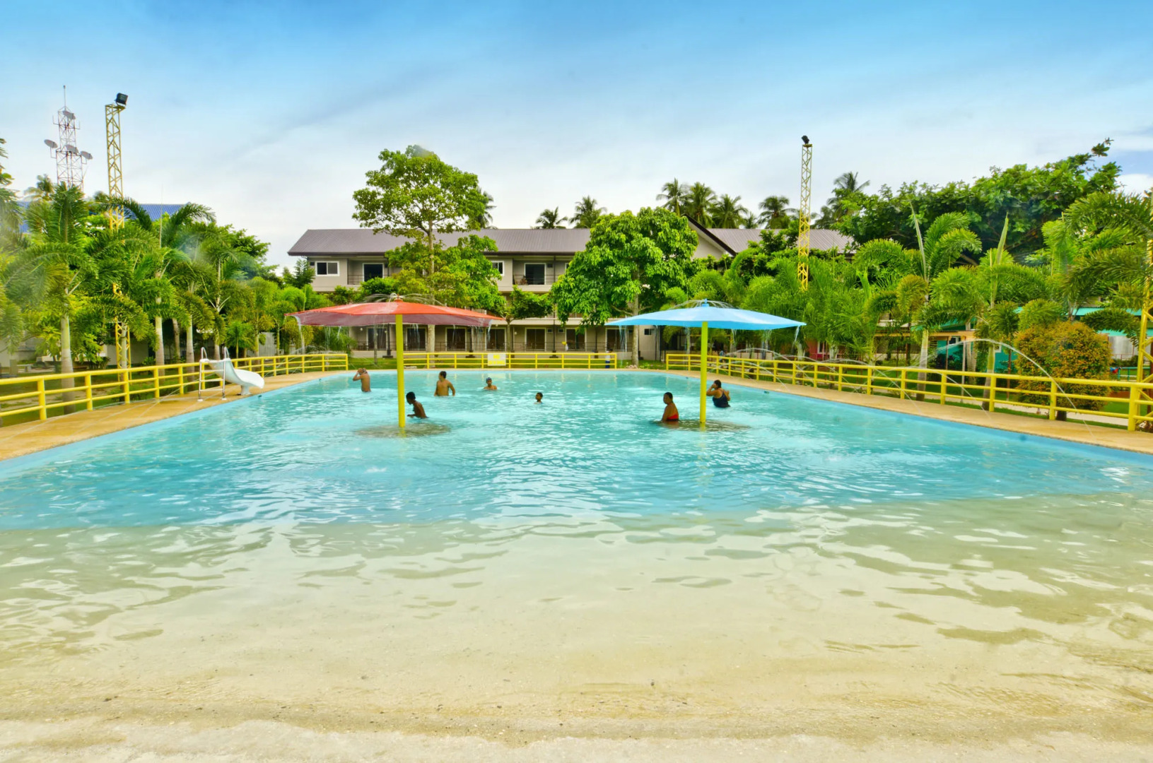 Camp Holiday Resort & Recreation Area