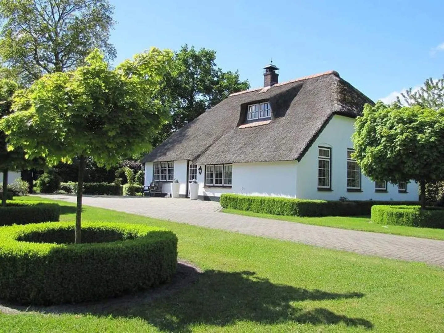Modern Farmhouse Near Forest in Dalfsen
