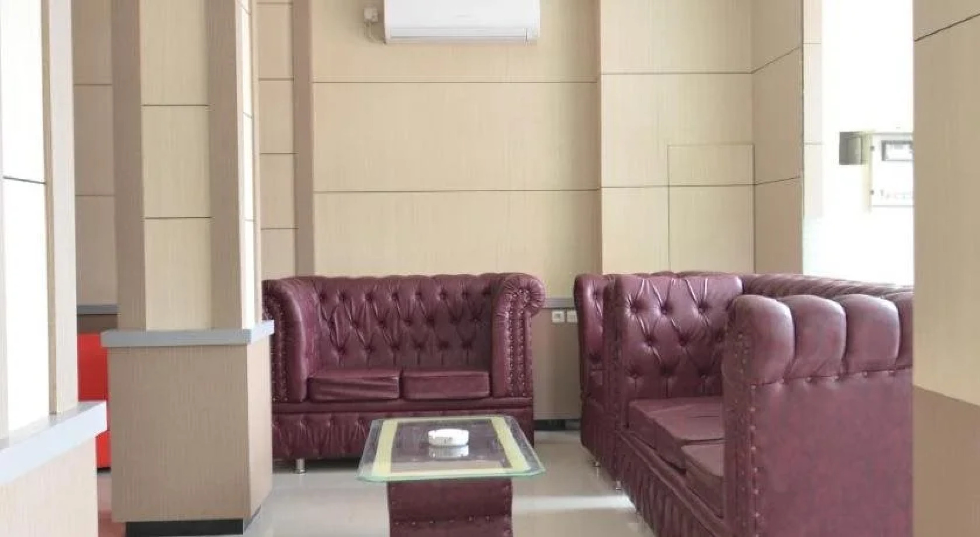 Galaxy Inn Hotel Baubau