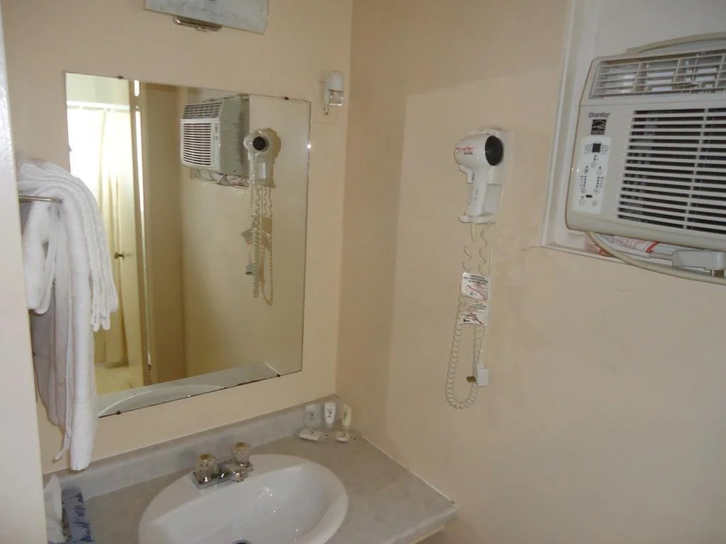 Imperial Fireside Inn