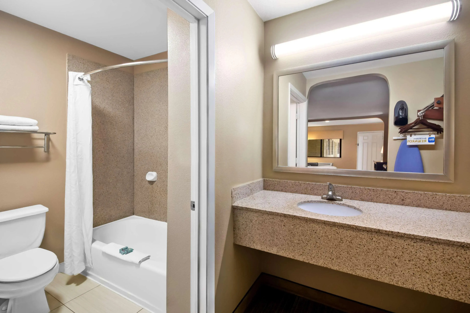 Best Western Cedar Inn