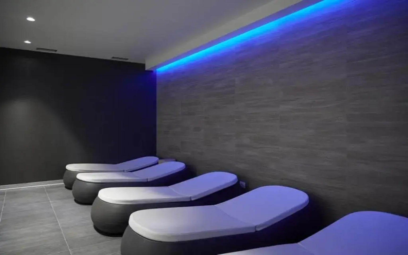 Blu Hotel Senales Zirm - Cristal