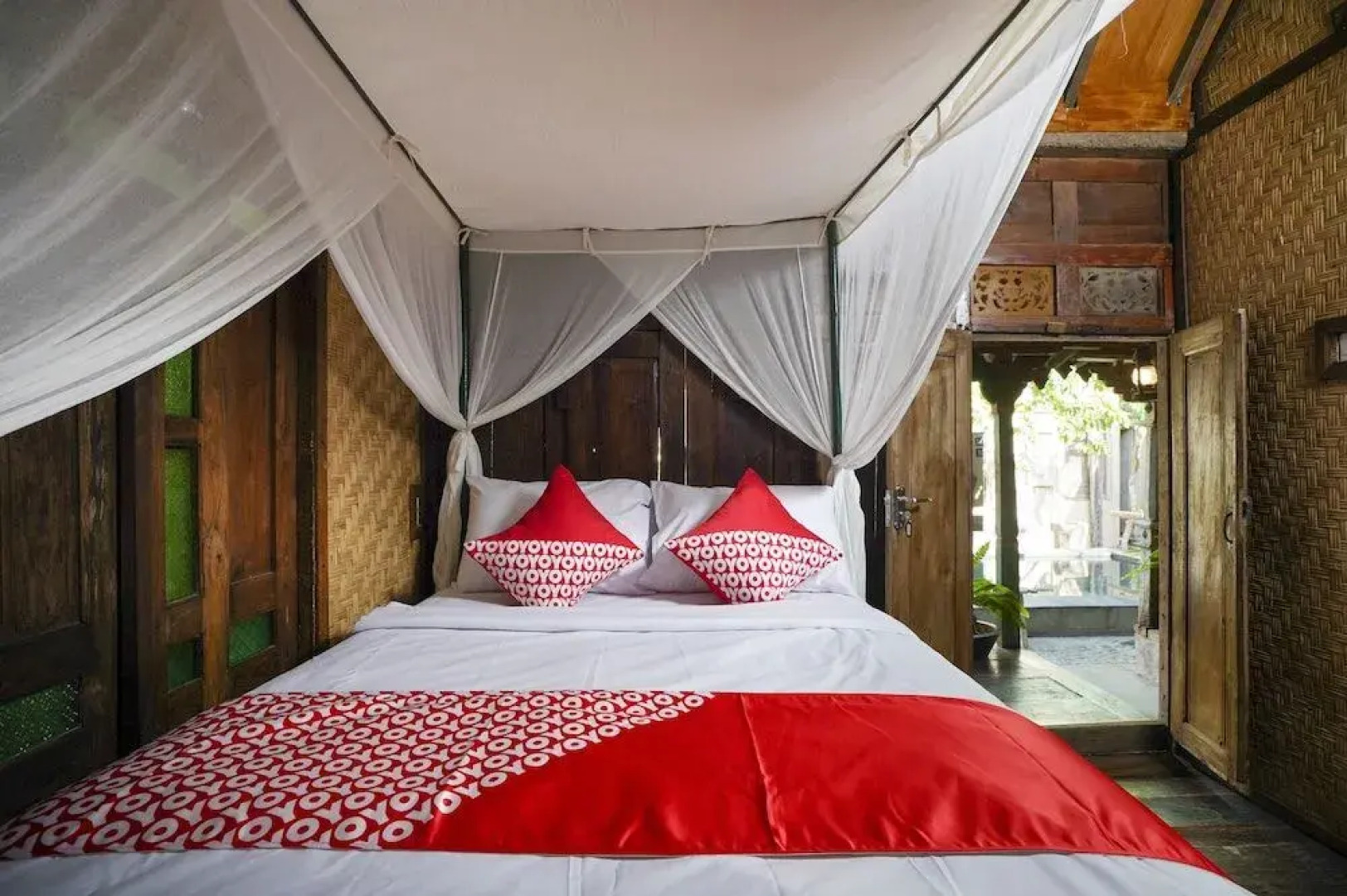 Oyo 2523 Kayu Beach Villa