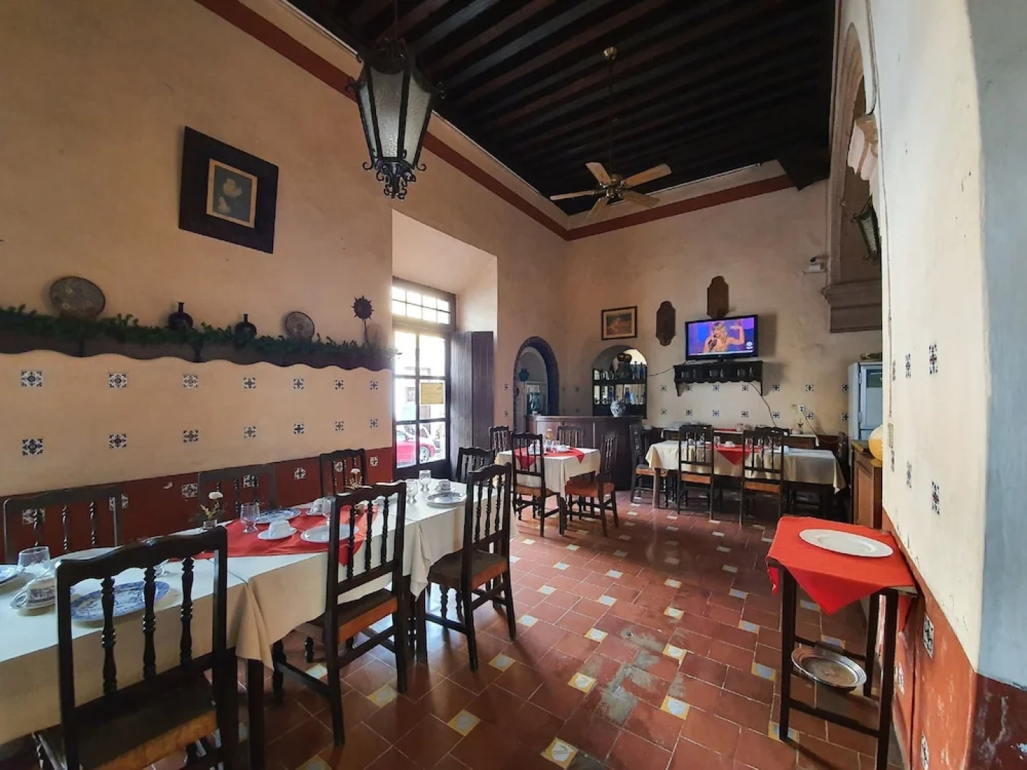 Hotel Colonial Restaurante & Bar