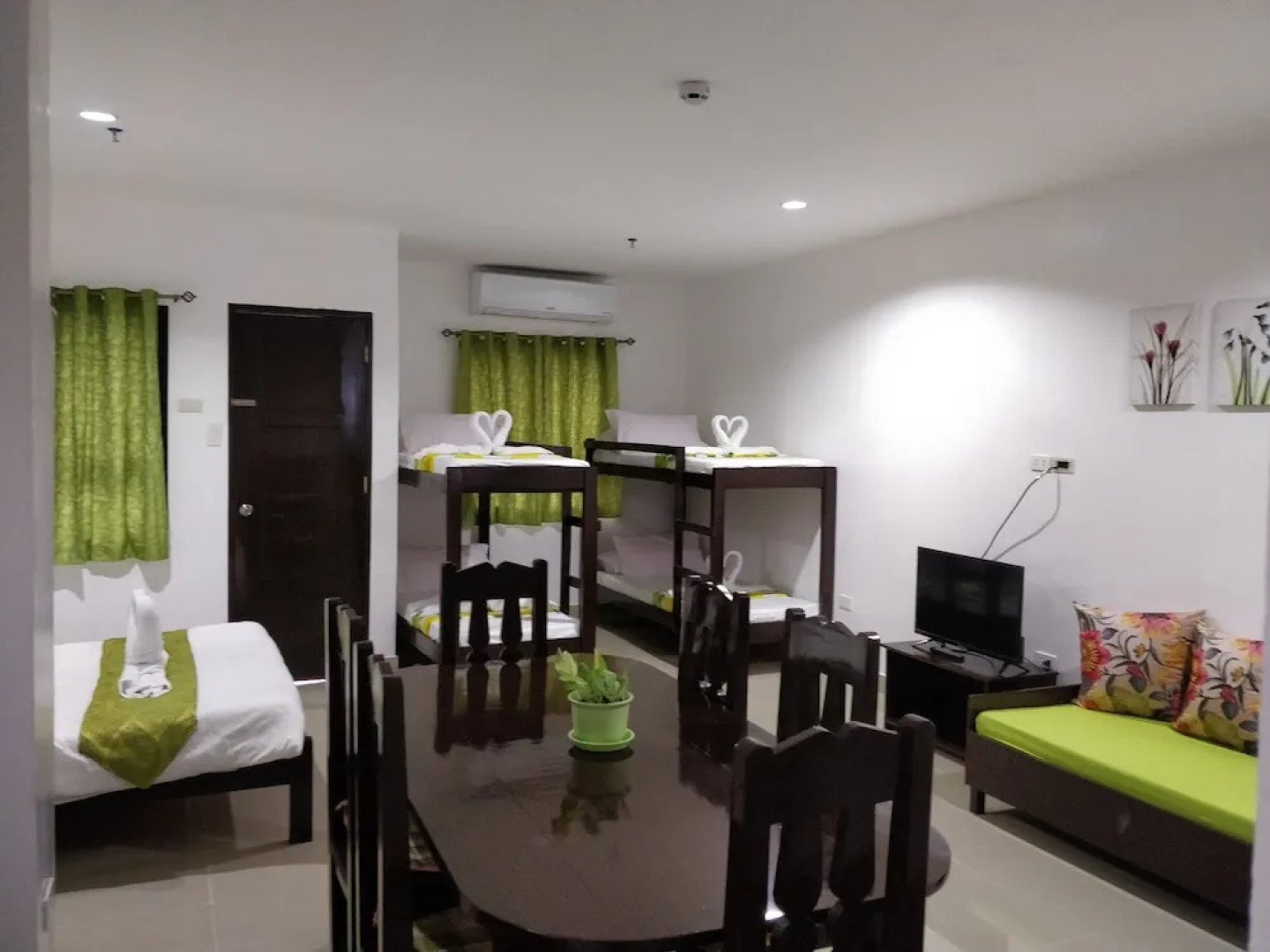 Spacious Private apartment at Laorenza Residences
