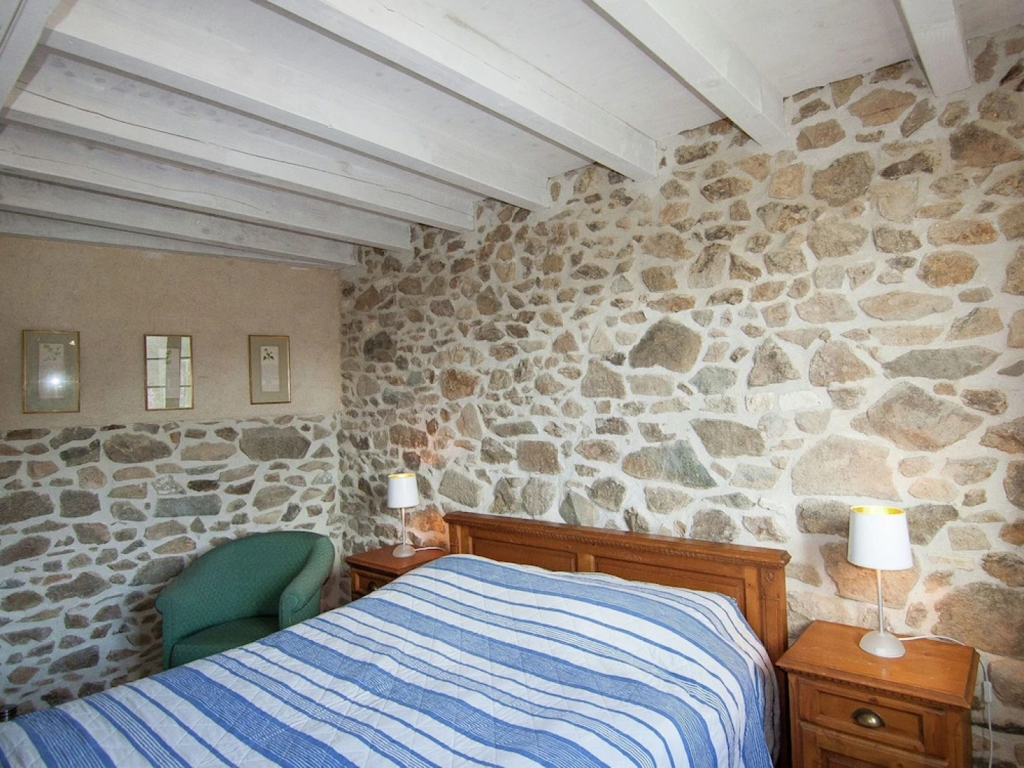 Lovely Spacious Cottage on a Fine Estate With a Heated Pool