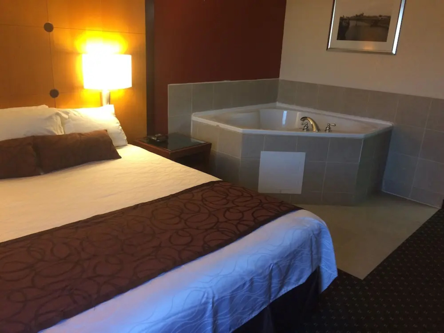 Days Inn And Suites Brooklyn Center/ Minneapolis