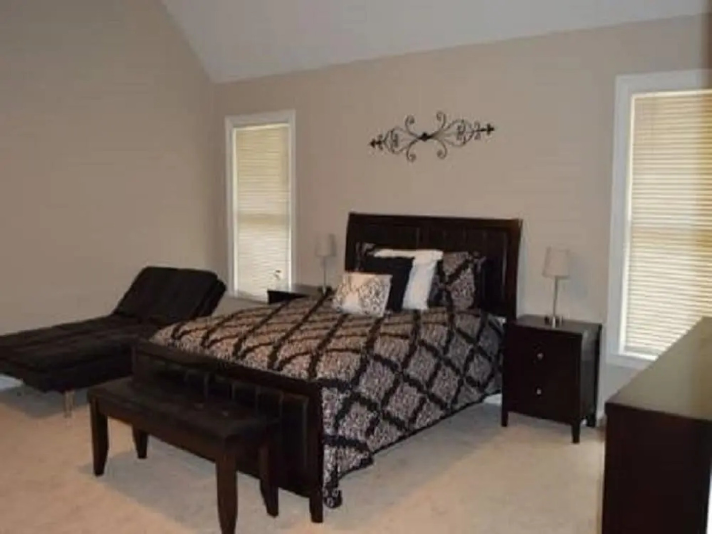 Opis Realty - Custom Metro Atlanta Home