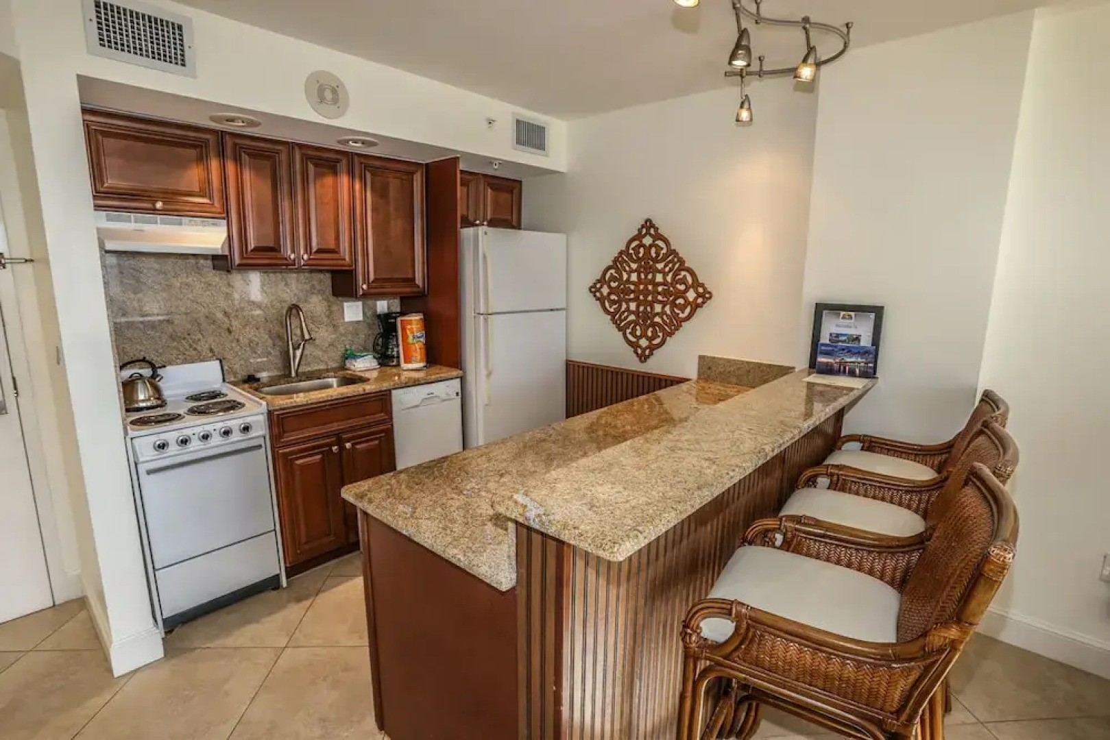 Lovers Key Resort 907