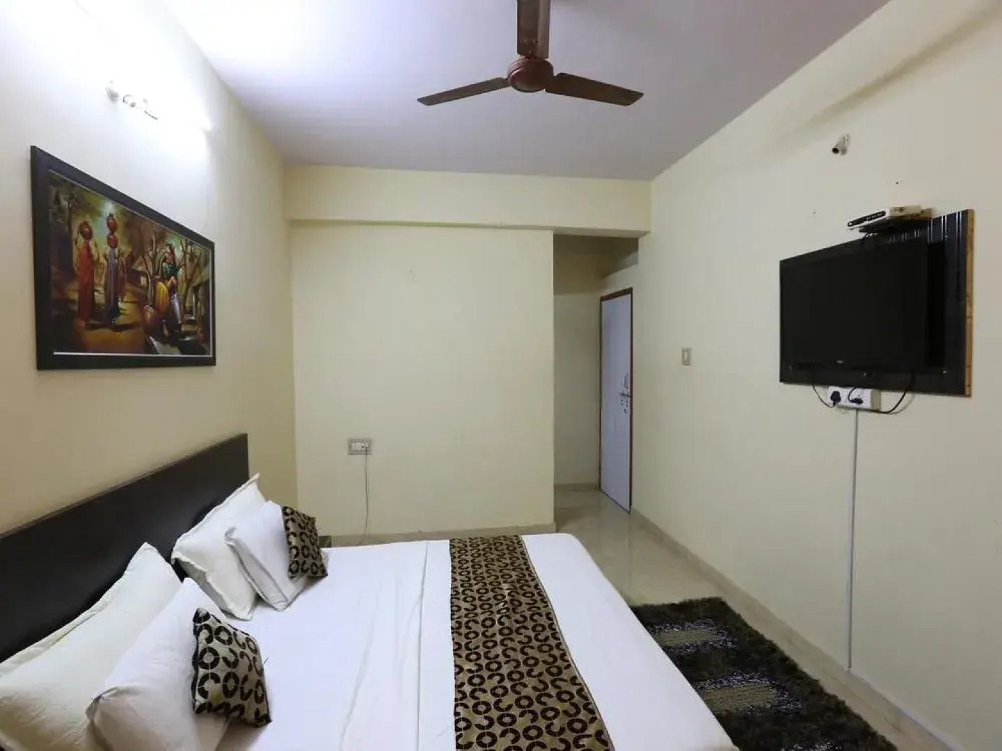 OYO Rooms Sanganva Chowk Trikon Baugh