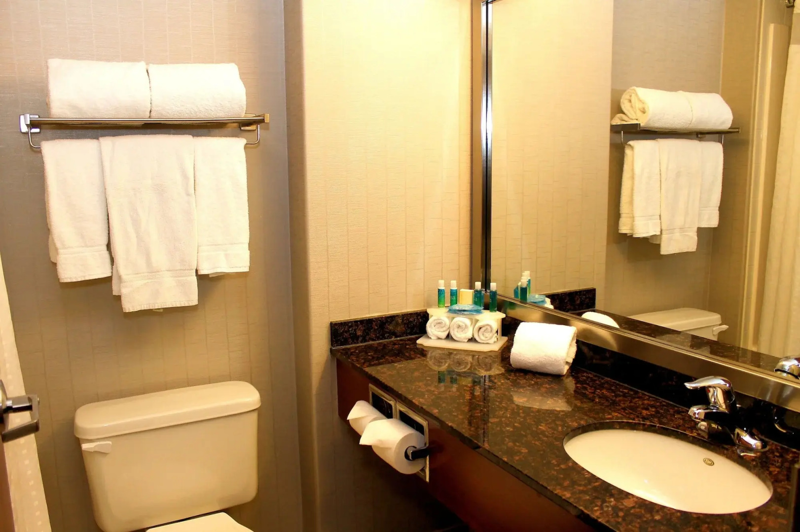 Holiday Inn Express & Suites Sherwood Park-Edmonton Area by IHG