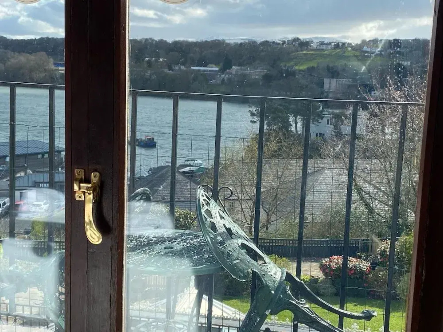 The Victoria, Menai Bridge