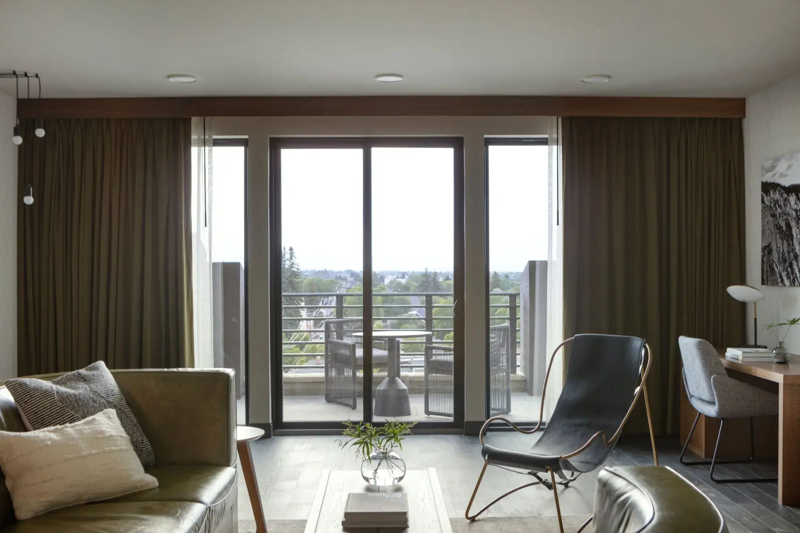 Kimpton Armory Hotel Bozeman by IHG