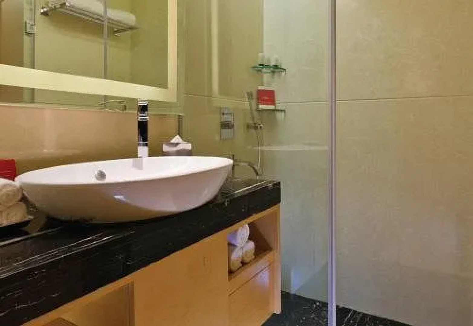 The Gateway Hotel GE Road