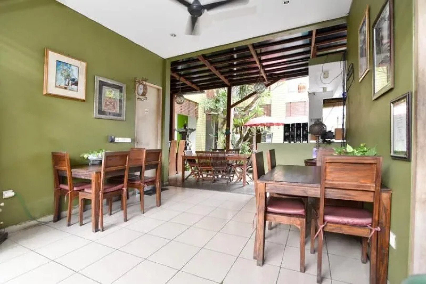 RedDoorz near Pantai Sanur Bali