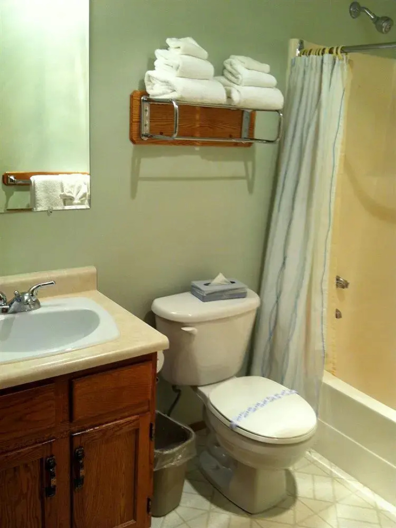 The Griz Inn by Park Vacation Management