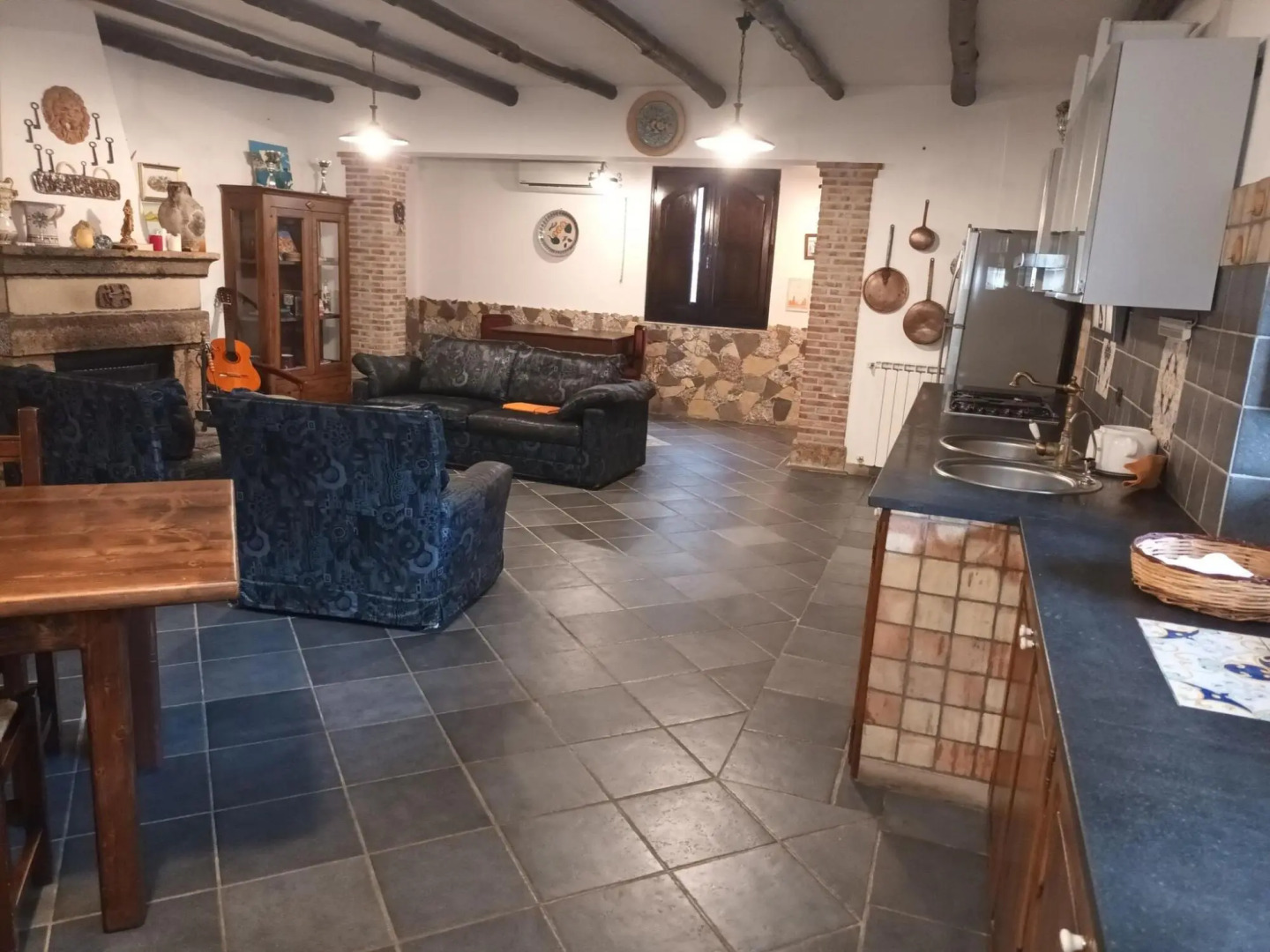 Charming chalet in Sicily with a swimming pool