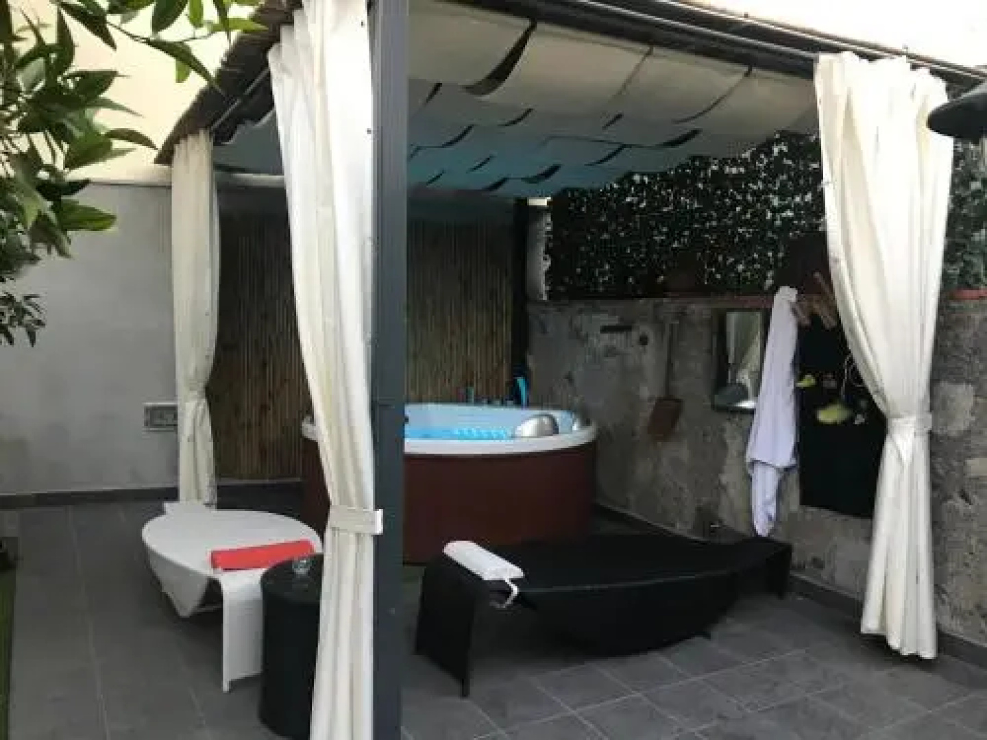 A Ugghia Guest House