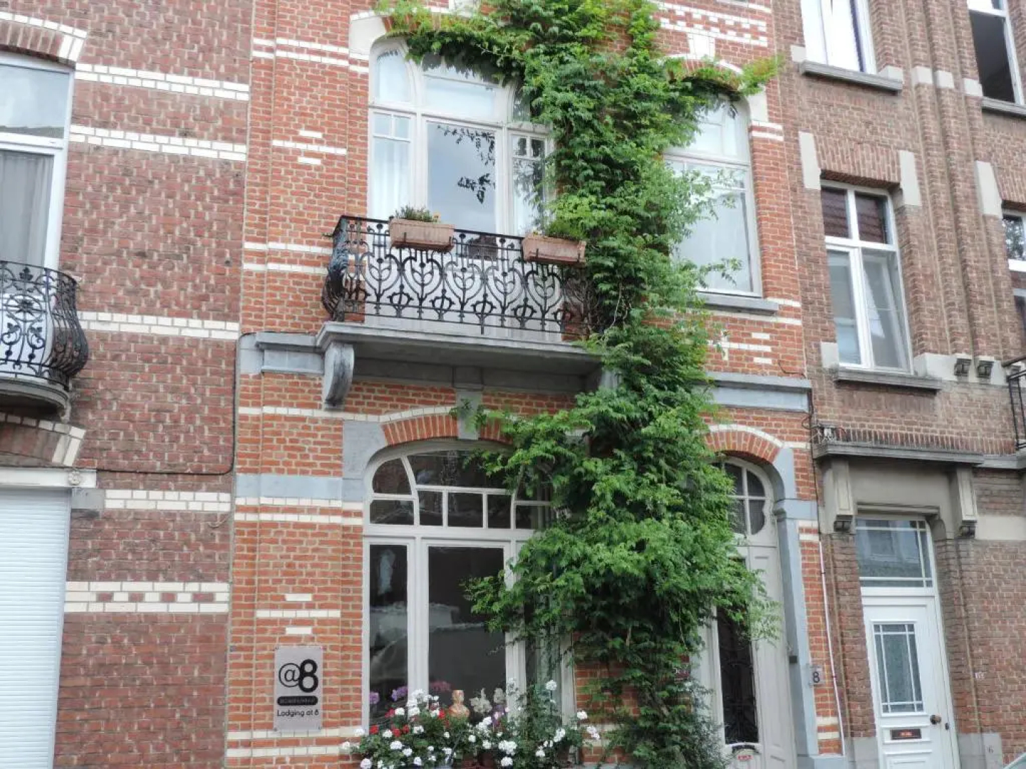 B&B Lodgingat8