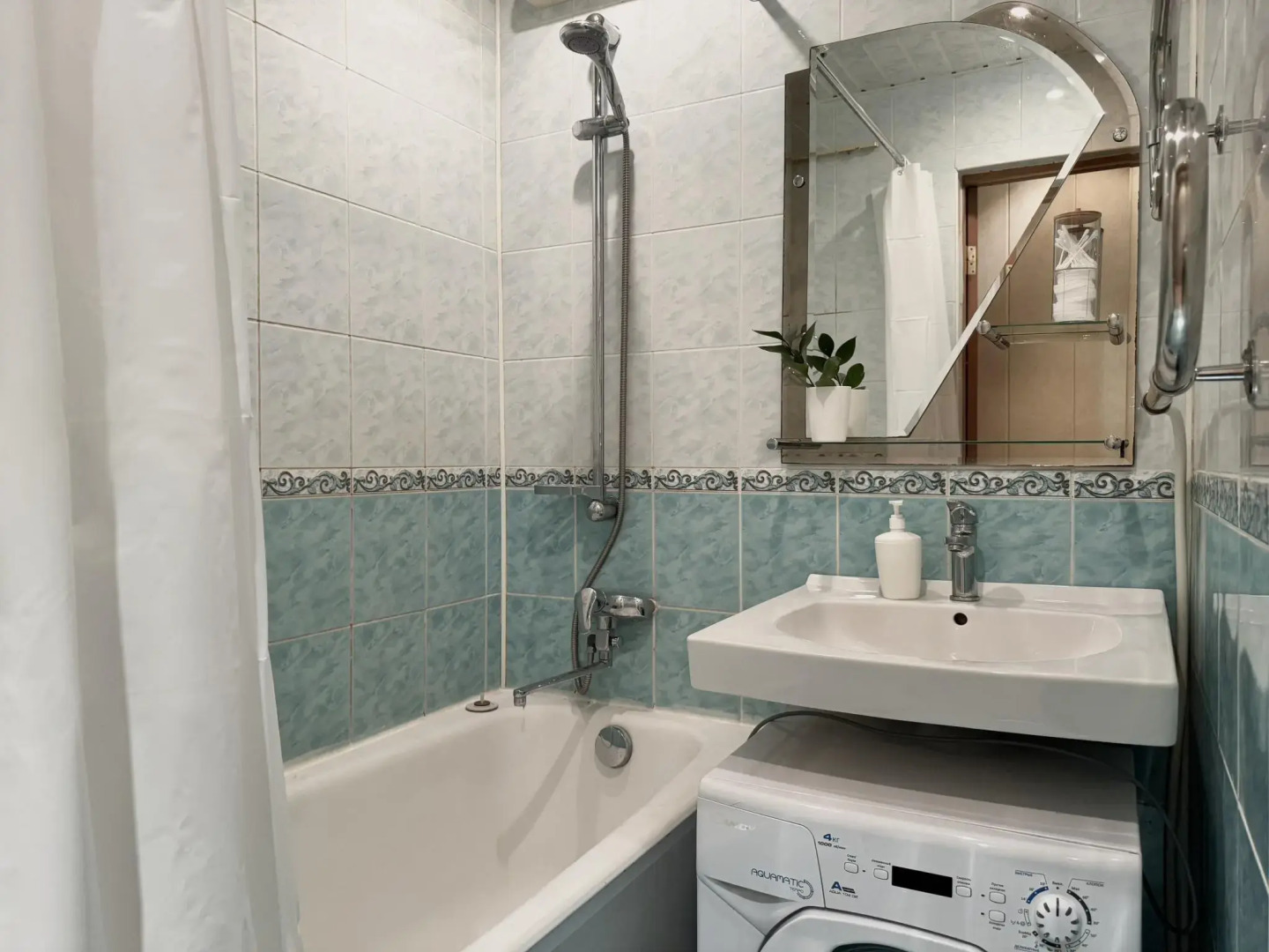 Апартаменты на улице Фейгина 12