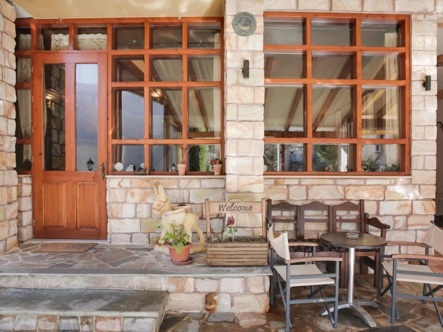 Quaint Holiday Home in Stournareika With Terrace