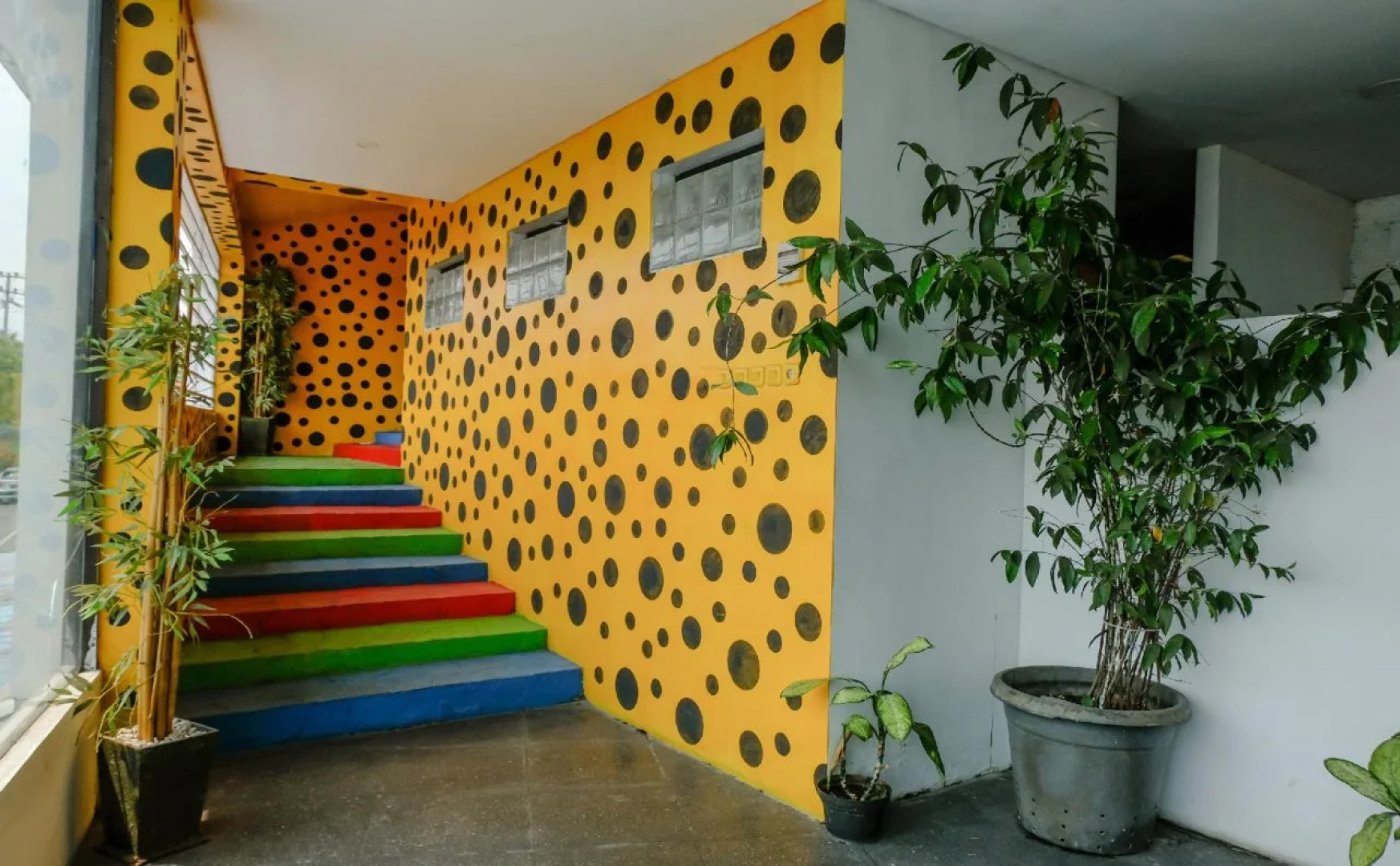 Townhouse OAK Series Style Hotel Jember