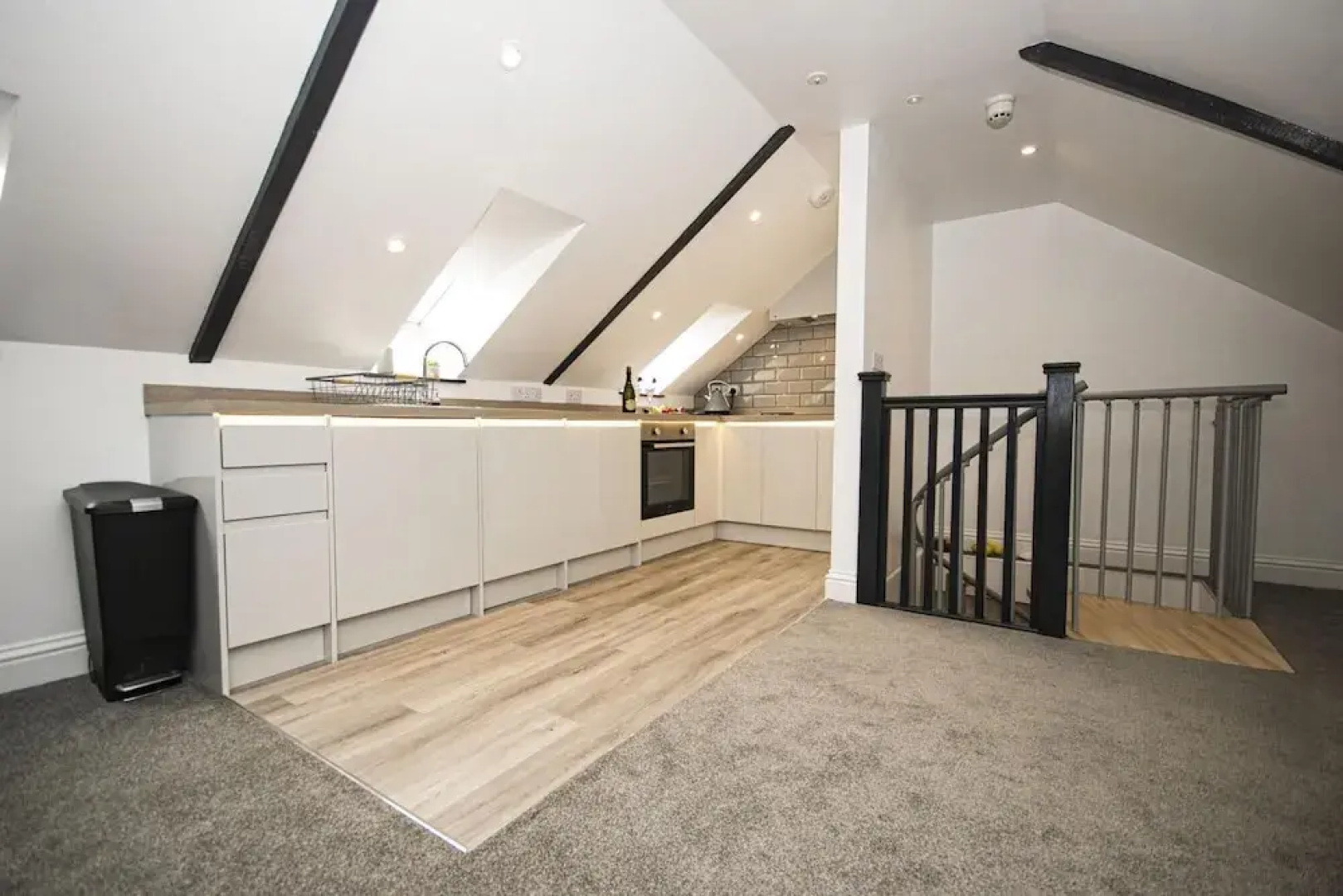 Thomas Chambers Lovely Self-catering Studio-loft Apartment Located Within a Beautifully Renovated