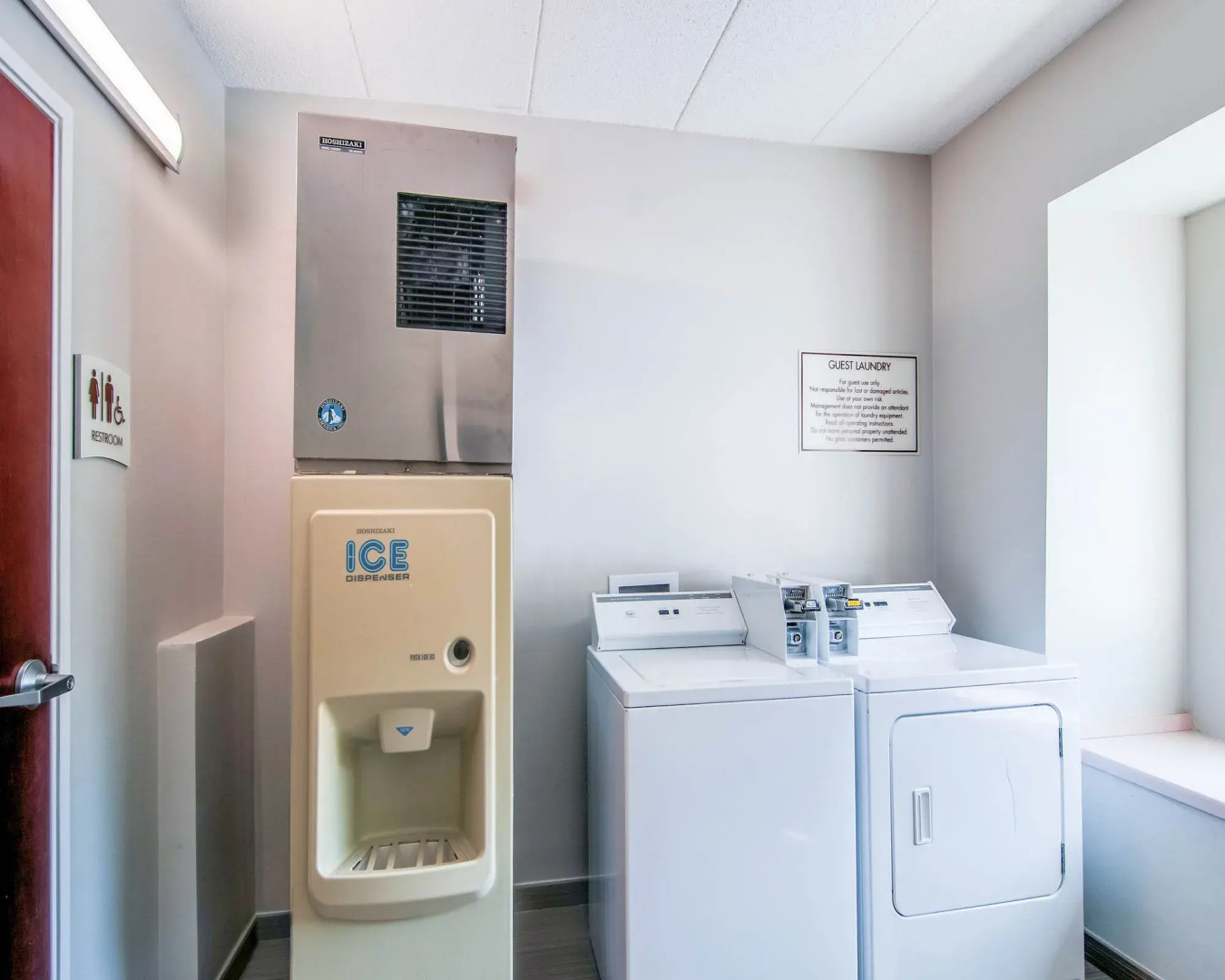 Clarion Pointe Staunton East