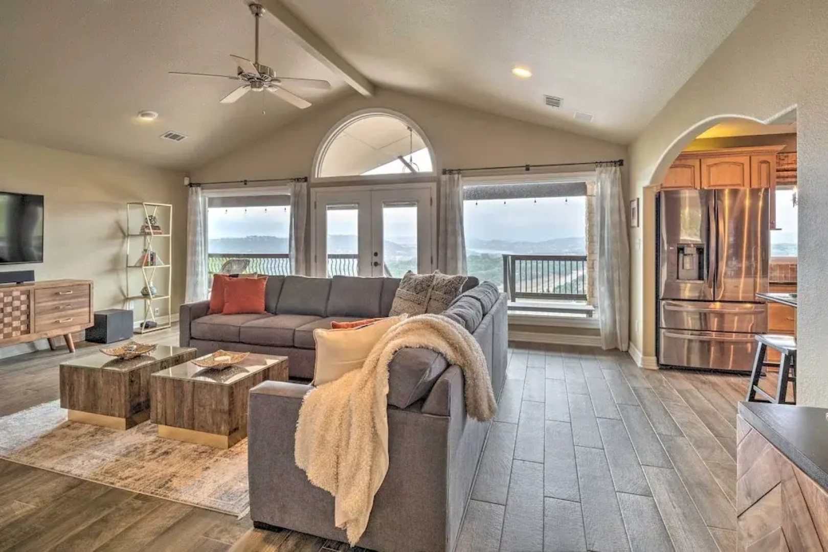 Jonestown House on Hill w/ Lake Travis Views!