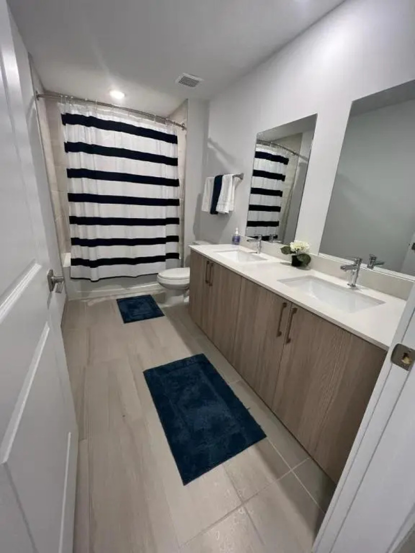 *Wonderful Room* Overlooking the Lake