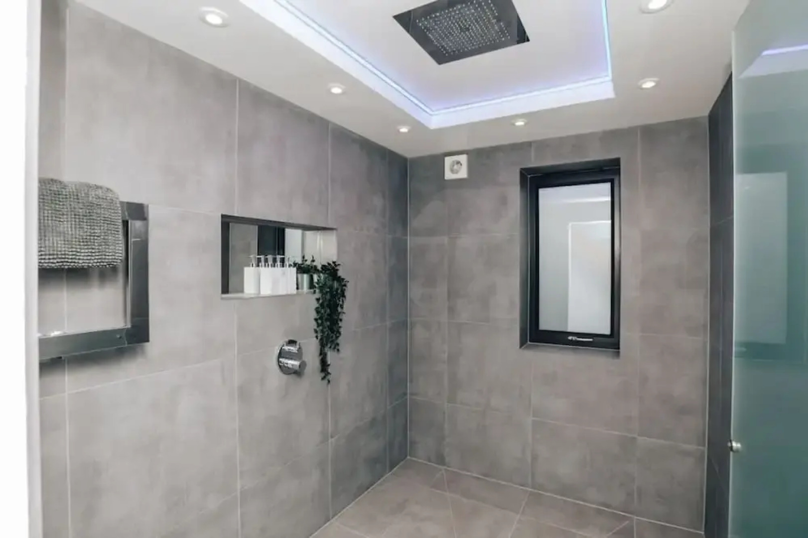 The Glass House in Crowmarsh Gifford