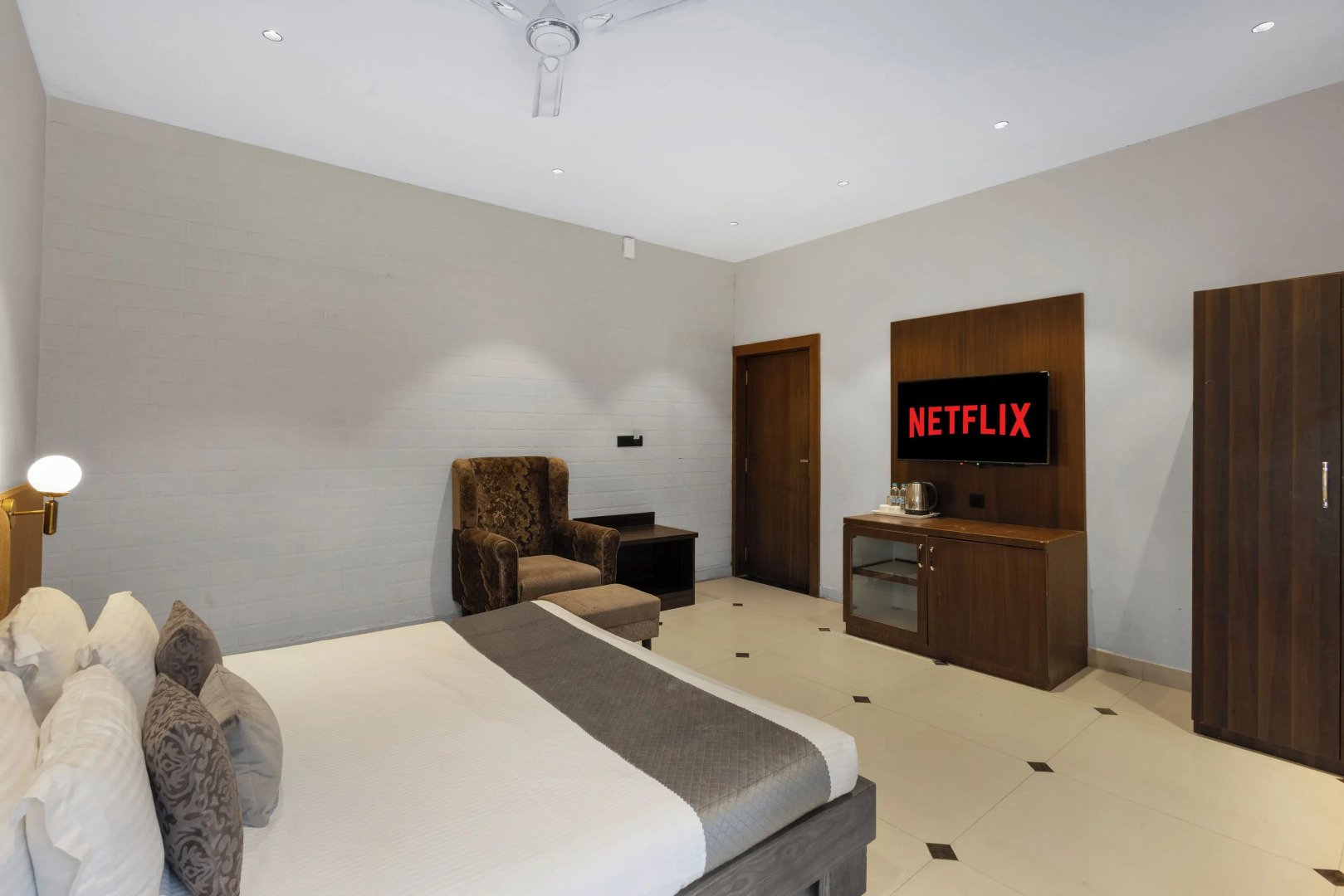 Jeevan Tara Club & Resort