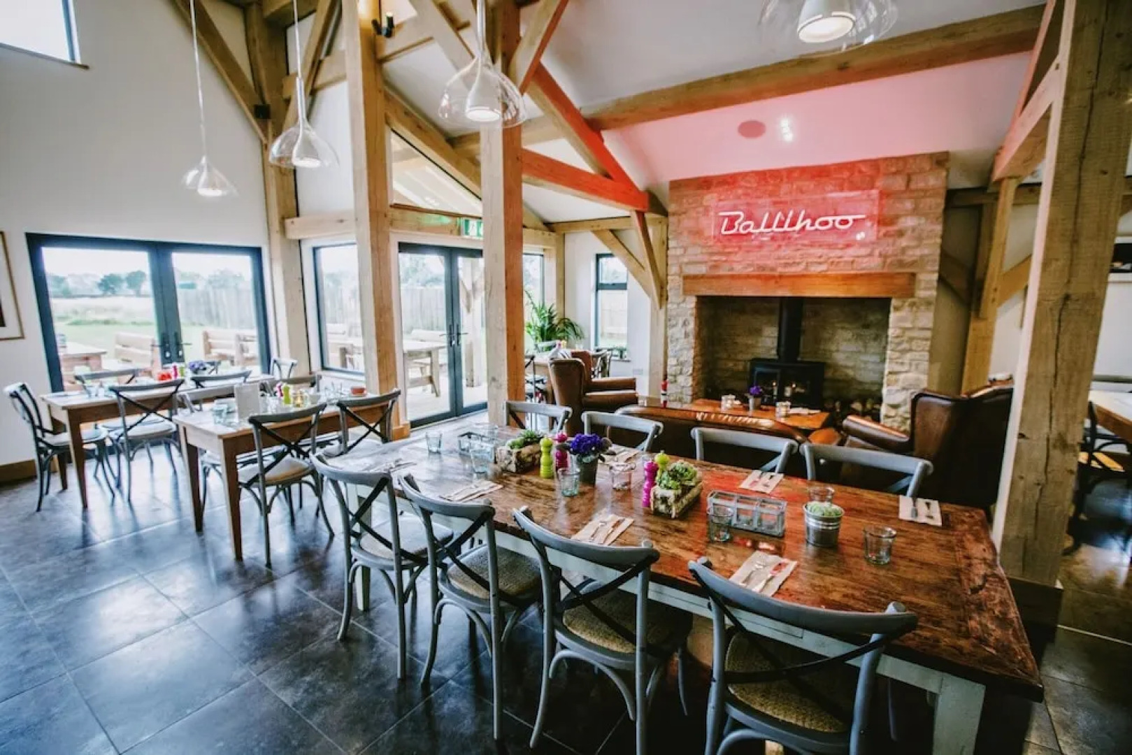 Chehondo - Clearwater: Luxury Lakeside Cottage