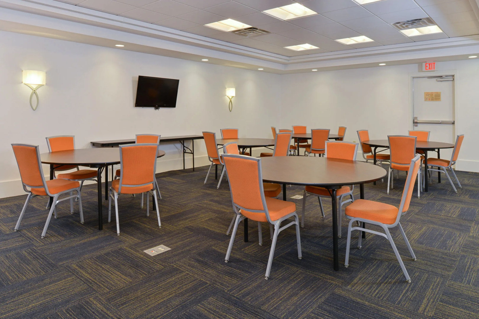 Holiday Inn Express Hotel & Suites Terre Haute by IHG