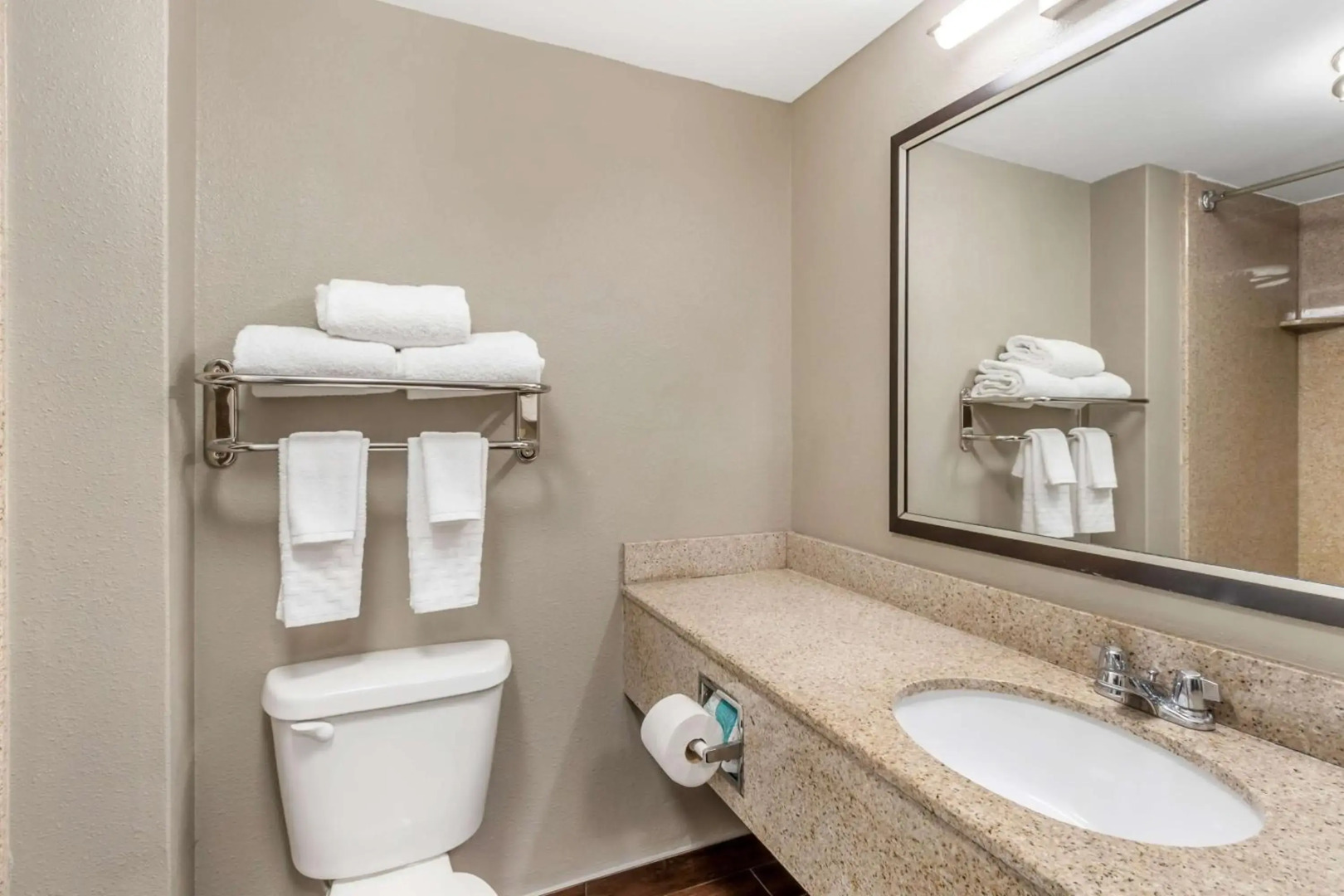 Best Western Airport Inn & Suites