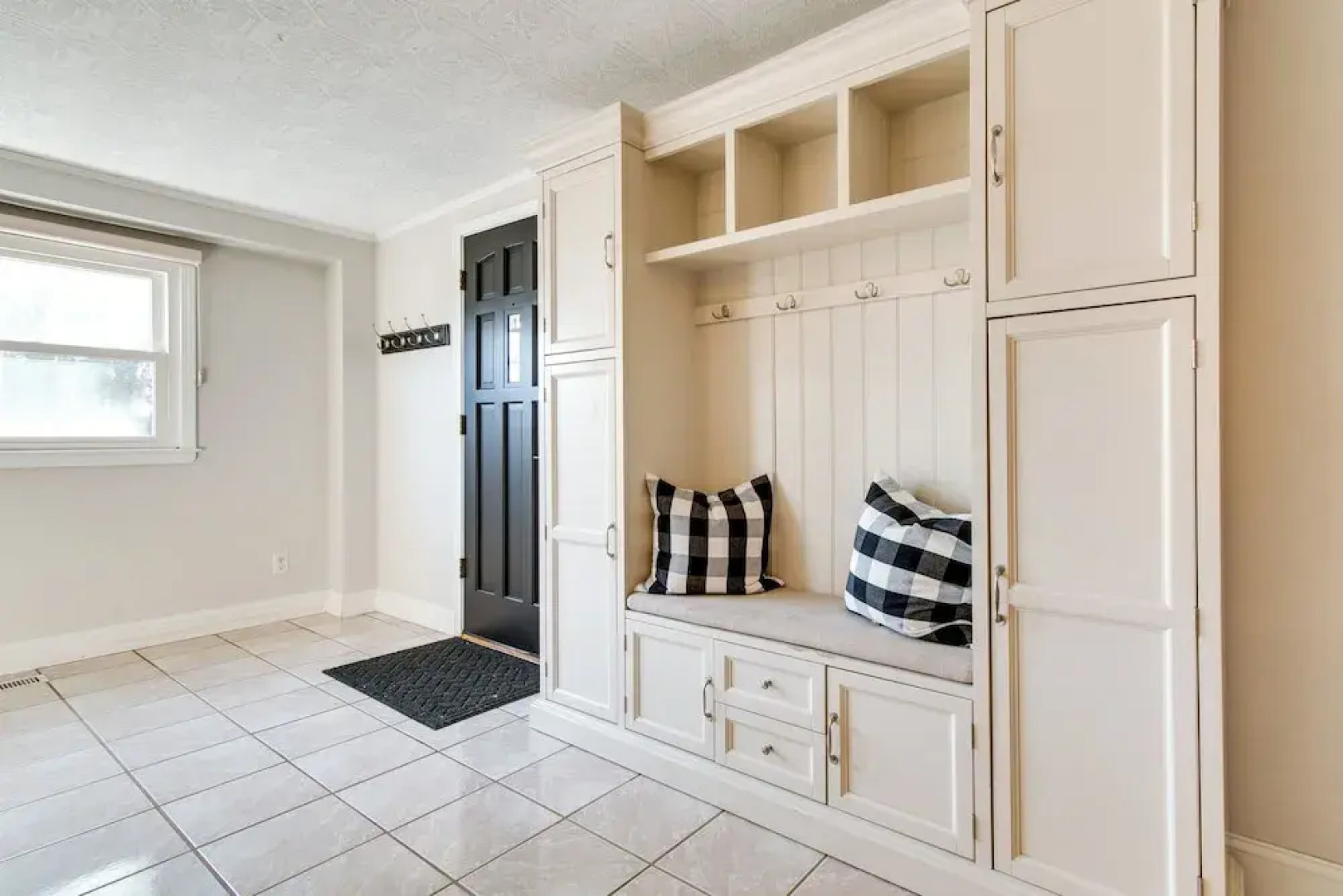 Updated Robinson Vacation Rental w/ Fireplace!