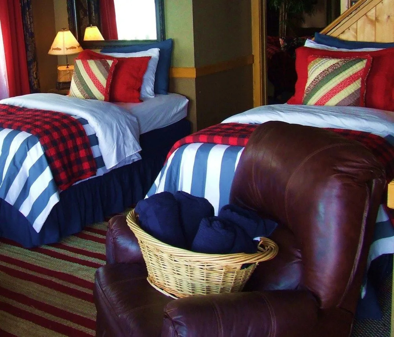 Ocean House Inn & Condos