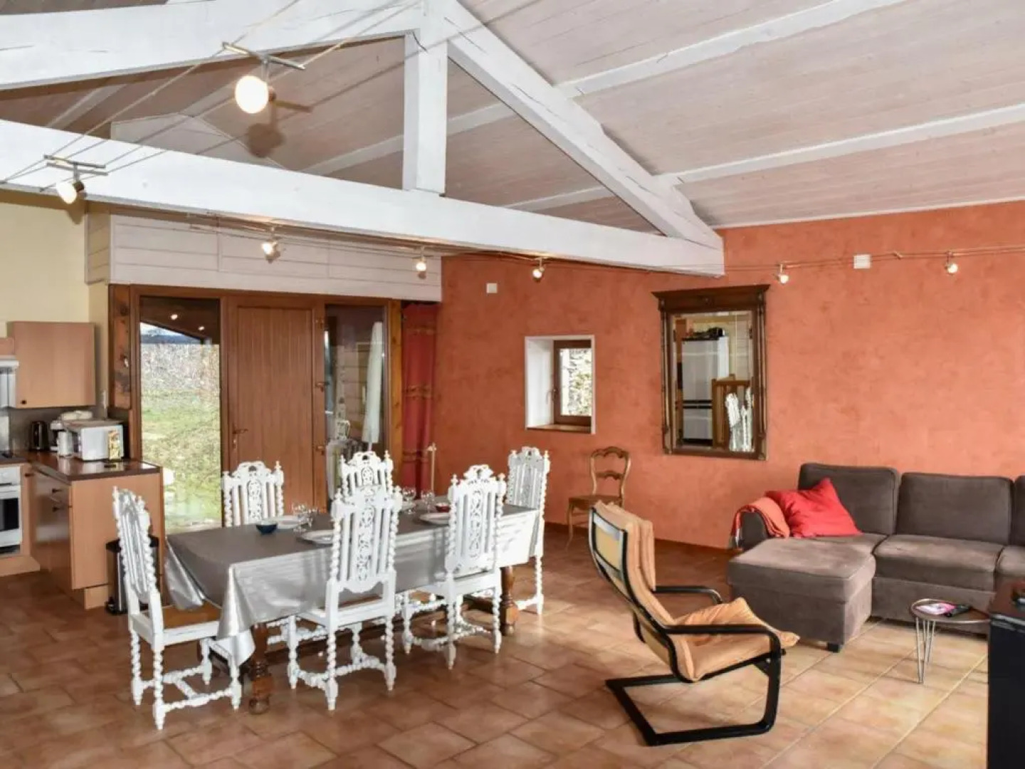 Gîte Saint-Étienne, 3 pièces, 4 personnes - FR-1-496-38