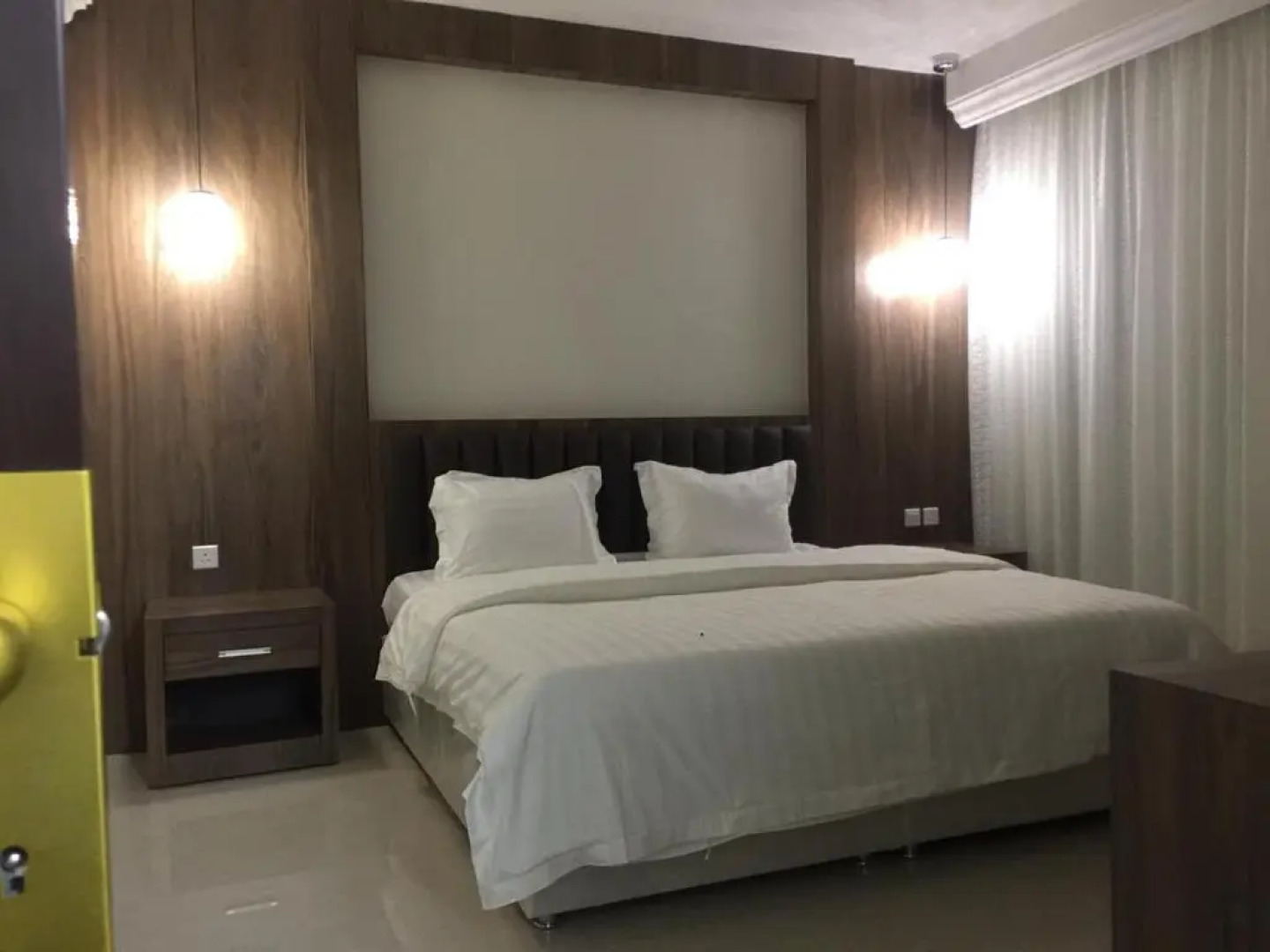 World of Violet فيوليت