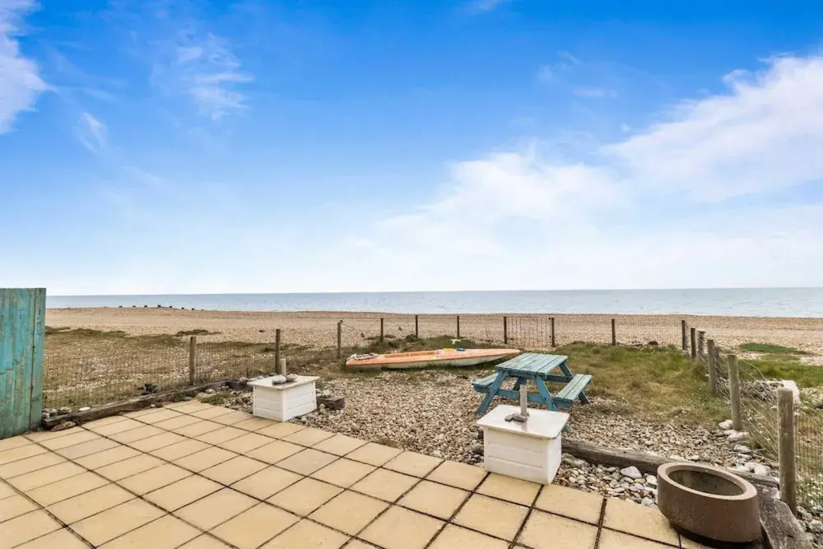 The Coastal Crab - Family-friendly Three-bed Beach House in Pevensey