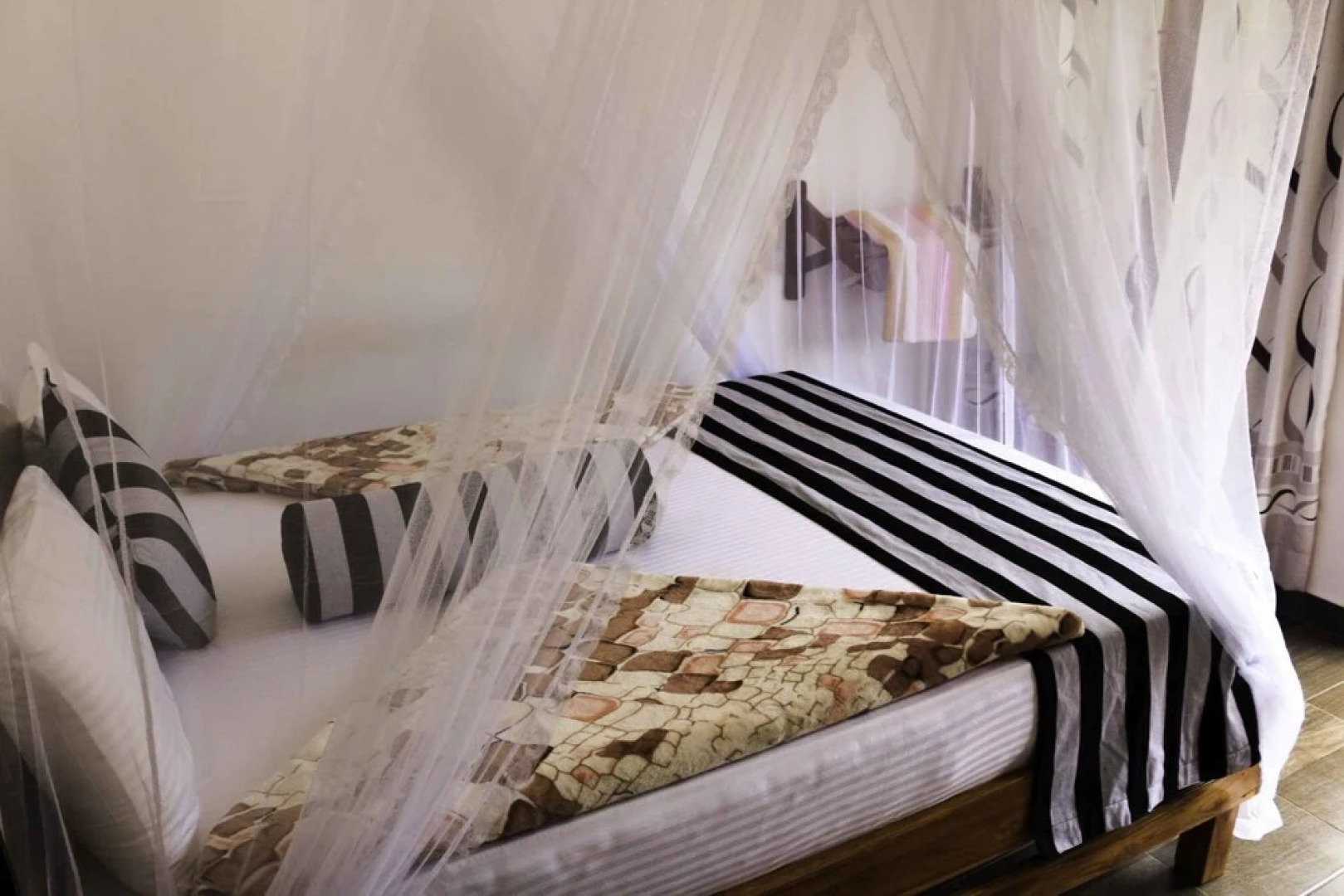 Yoho Rawana Mountain View